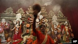 বাংলাদেশ ও ভারতে শারদীয় দুর্গা উত্সব পালিত হলো