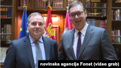 Bivši komandant Kopnene vojske SAD za Evropu general-potpukovnik Frederik Ben Hodžis sa predsednikom Srbije Aleksandrom Vučićem