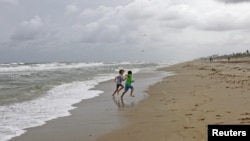 Desoladas las playas de Denver, Colorado, por efecto de las lluvias y vientos de 'Sandy'.