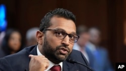 ARCHIVO - Kash Patel, elegido por el presidente Donald Trump como director del FBI, comparece ante el Comité Judicial del Senado para su audiencia de confirmación, en el Capitolio en Washington, el 30 de enero de 2025. 