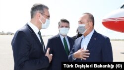 Dışişleri Bakanı Mevlüt Çavuşoğlu Yunanistan'da temaslar bulunuyor