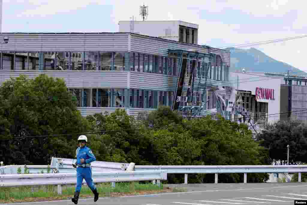JAPAN-QUAKE/
