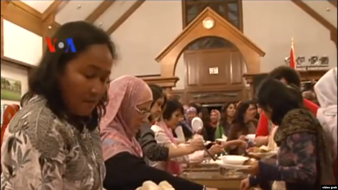 Acara buka puasa bersama di rumah kediaman Duta Besar Indonesia di Amerika, Wisma Indonesia, Washington DC, 12 Juli 2013 (Foto: dok).