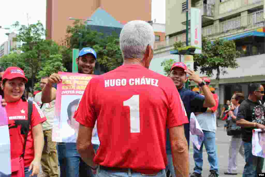 Los seguidores de Chávez, no fueron el grupo principal en la marcha, pero tuvieron presencia.
