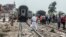 Lors d'un accident de train, près d'Alexandrie, en Egypte, le 12 août 2017.