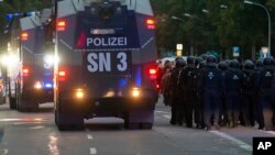 Polisi Jerman mendapati seorang perempuan berada dalam kondisi tidak bernyawa di jalan usai letusan senjata api (foto: ilustrasi).