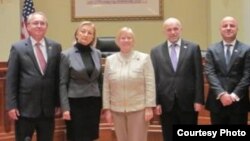 Од лево на десно: амбасадорот на Република Македонија Зоран Јолевски, амбасадорката на Босна и Херцеговина Јадранка Негодиќ, конгресменката Кендис Милер, амбасадорот на Грузија Арчил Гегешидзе и заменикот-амбасадор на Косово Сами Кастрати