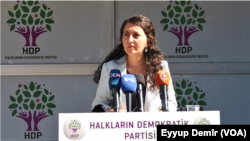 Peyvdara HDP'ê Ebrû Gunay