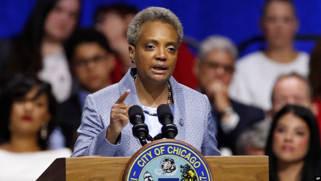 Gradonačelnica Chicaga, Lori Lightfoot, govori tokom ceremonije svoje inauguracije, 20. maja 2019.