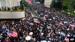 Manifestantes piden a Trump liberar Hong Kong