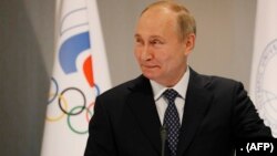 Tổng thống Nga Putin phát biểu tại trường Đại học Olympic Quốc tế Nga ở Sochi, 3/12/2019.