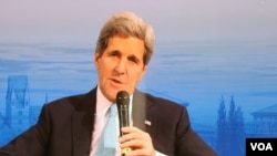 Le secrétaire d'Etat américain John Kerry (VOA)