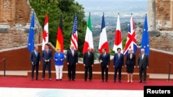 Trade and security are likely to be the main issues this year in Canada. Last year's G7 meeting was held in Italy. From L-R, European Council President Donald Tusk, Canadian Prime Minister Justin Trudeau, German Chancellor Angela Merkel, U.S. President Donald Trump, Italian Prime Minister Paolo Gentiloni, French President Emmanuel Macron, Japanese Prime Minister Shinzo Abe, Britain’s Prime Minister Theresa May and European Commission President Jean-Claude Juncker at last year's G7 Summit in Taormina, Sicily, Italy, May 26, 2017. (REUTERS/Tony Gentile)