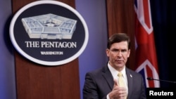 El secretario de Defensa, Mark Esper, durante una rueda de prensa celebrada en el Pentágono el 5 de marzo de 2020.