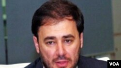 Wadah Khanfar, mengundurkan diri sebagai kepala stasiun TV Al-Jazeera.