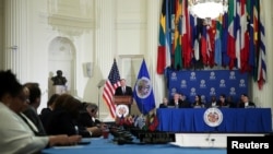 El Secretario de Estado de EE.UU., Mike Pompeo, hace declaraciones en la sede de la OEA en Washington, el 17 de enero de 2020.