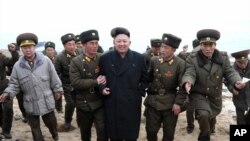 Ông Kim Jong-un đã thay Bộ trưởng Quốc phòng Bắc Triều Tiên Kim Kyok Sik bằng một tướng lãnh quân đội ít được biết tiếng.