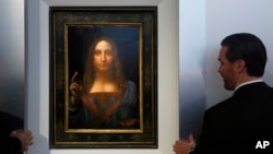 Leonardo da Vinci Painting “Salvator Mundi”