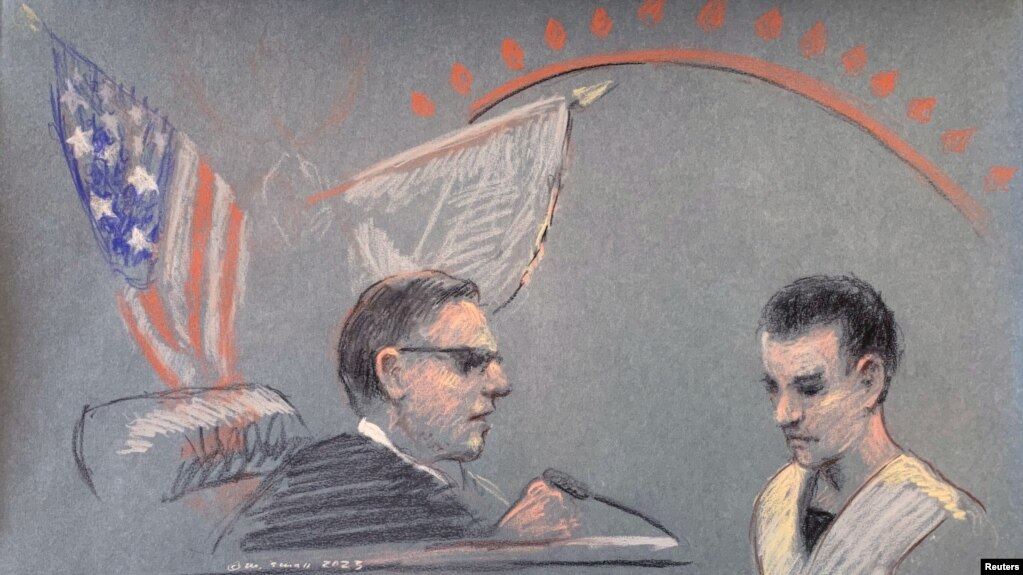 杰克·道格拉斯·特谢拉 (Jack Douglas Teixeira) 2023年4月14日在波士顿联邦法院出庭的画像(photo:VOA)
