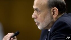 Ben Bernanke destacó que la tasa de desempleo nacional del 7 por ciento sigue siendo alta.