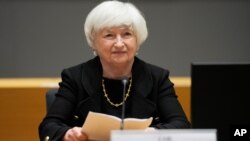 La secretaria del Tesoro de EE.UU., Janet Yellen, dice que comenzará a tomar medidas de emergencia para evitar que el gobierno deje de pagar su deuda.