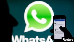 WhatsApp fue comprada por Facebook en 2014 por un costo de 22 mil millones de dólares.