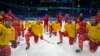 中国冰球队寄望归化球员为国争光 国足走不通的路国冰能行通？ 
