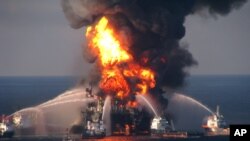 La fuga en el pozo Deepwater Horizon vertió al mar más de 200 millones de galones de petróleo.