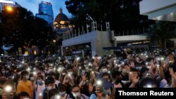 این تجمعات به مناسبت اولین سالگرد اعتراضات دموکراسی‌خواهی در هنگ کنگ انجام شد
