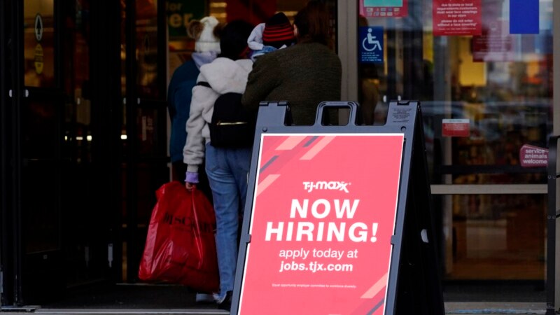 US Economy Defies Omicron and Adds 467,000 Jobs in January