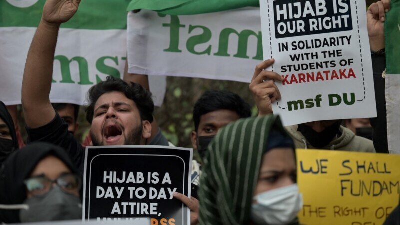 South Asian Wire - Southern India Schools Close Over Hijab Ban Protests