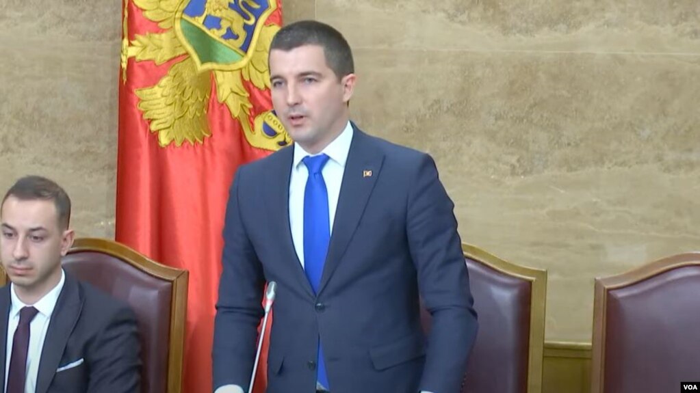 Mali i Zi, shkarkohet edhe kryetari i parlamentit, Aleksa Beçiq