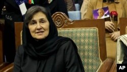 د افغانستان لومړۍ میرمن (ارشیف)
