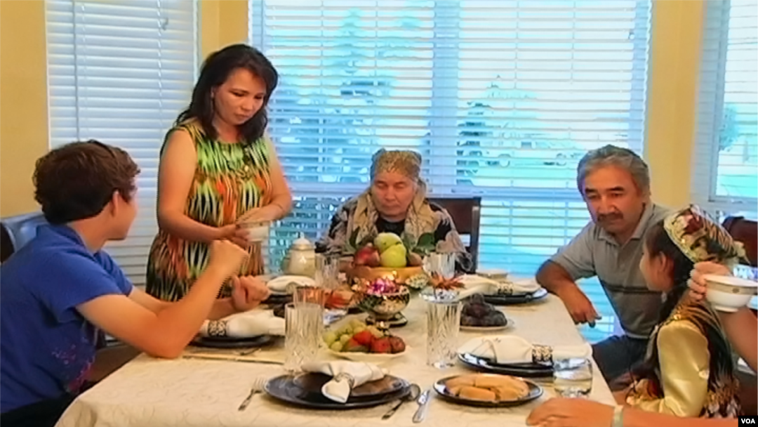 Texasda o'zbek oilalari. Kollej Steyshn, 2012-yil sentabri.