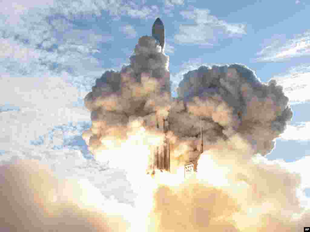 Another view of GRAIL's launch. (NASA)