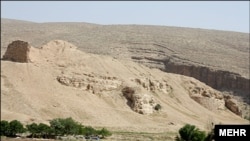 محوطه باستانی قصر ابو نصرشیراز، استان فارس - مهر
