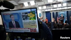 Советник президента США по национальной безопасности Джейк Салливан выступает на пресс-брифинге в Белом доме, 11 февраля 2022 года