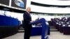 El presidente colombiano Iván Duque pronuncia su discurso en el Parlamento Europeo el martes 15 de febrero de 2021 en Estrasburgo, este de Francia. 