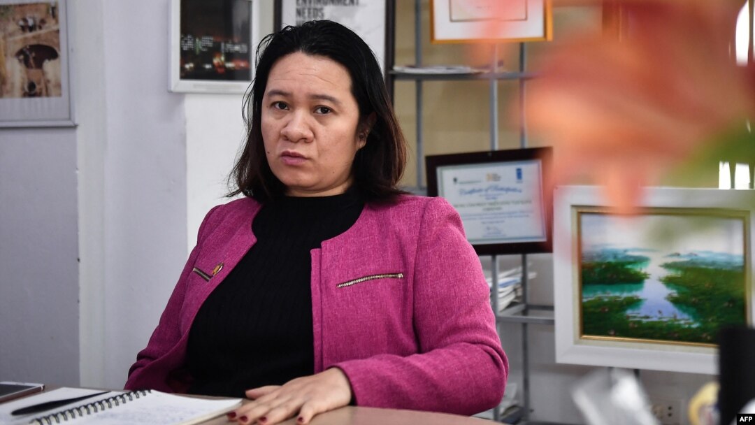 Nhà hoạt động bảo vệ môi trường Ngụy Thị Khanh - người đã được trao giải thưởng quốc tế về môi trường Goldman năm 2018 - bị toà án Việt Nam tuyên phạt 24 tháng tù, sau đó giảm xuống còn 21 tháng tù, vì tội "trốn thuế" do không kê khai nộp thuế với khoản tiền thưởng 200.000 USD.