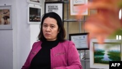 Bà Ngụy Thị Khanh trong một cuộc phỏng vấn với AFP về phát triển bền vững tại trụ sở của tổ chức phi chính phủ ở Hà Nội, Việt Nam. (Ảnh tư liệu)