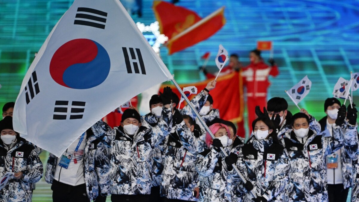 韩国人眼中的北京冬奥：“韩服文化工程”、“不公正判罚”