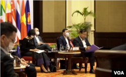 Pertemuan Menteri Luar Negeri ASEAN di Phnom Penh. (Foto: VOA/Hean Socheata)