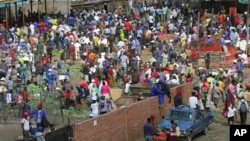 Vatengi nevatengesi pa musika muZimbabwe