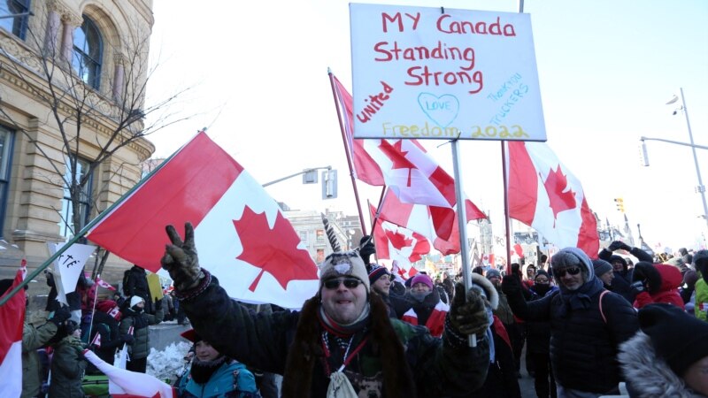 Trudeau Slams Trucker Protests as Copycat Convoys Spread 