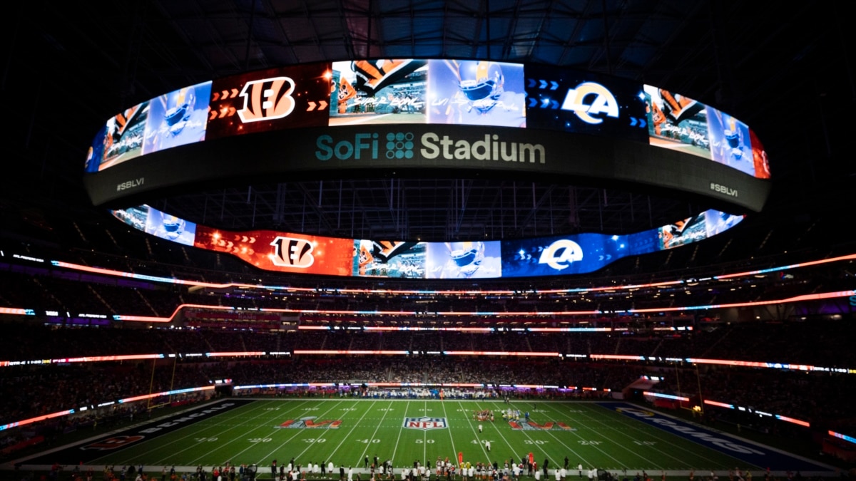 Bengals on SoFi Stadium field with Super Bowl, team logos 'beautiful