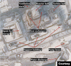 지난 1일 위성 촬영한 북한 영변 5MW 원자로. 터빈 건물(Turbine hall)과 열 교환 시설(Heat exchangers) 지붕, 환기 굴뚝(Ventilation stack)에 눈 녹은 모습이 확인된다. 다만 사용후핵연료 저장소(Spent fuel storage) 지붕 위에는 눈이 그대로 쌓여있다. (사진제공=올리 하이노넨 스팀슨센터 특별연구원· 전 IAEA 사무차장)