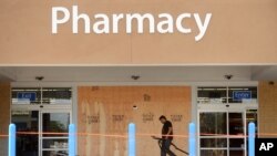 Walmart es la primera tienda minorista que busca sacar provecho del nuevo sistema de salud.