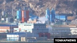 한국 측 파주 도라산 전망대에서 바라본 개성공단. (자료사진)
