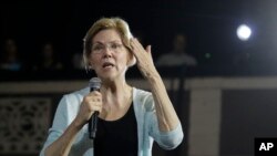 Democratic presidential candidate Elizabeth Warren, D-Mass speaks during a town hall campaign event in Los Angeles, Aug. 21, 2019. 