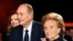 Jacques Chirac et sa femme Bernadette le 21 novembre 2013.